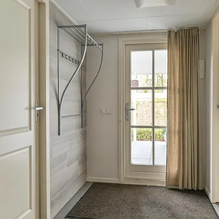 Ruime Luxe 4 Persoons Midden Op De Veluwe Hoenderloo