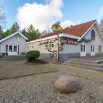 Ruime Luxe 4 Persoons Midden Op De Veluwe * Hoenderloo